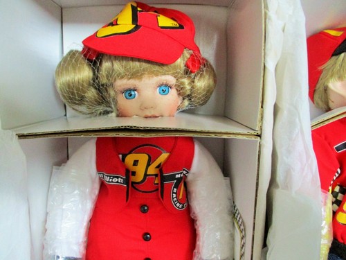 HAMILTON COLLECTION PORCELAIN NASCAR "BILLY AND BRITTANY" ELLIOT NEW IN BOX COA - Imagen 2 de 7