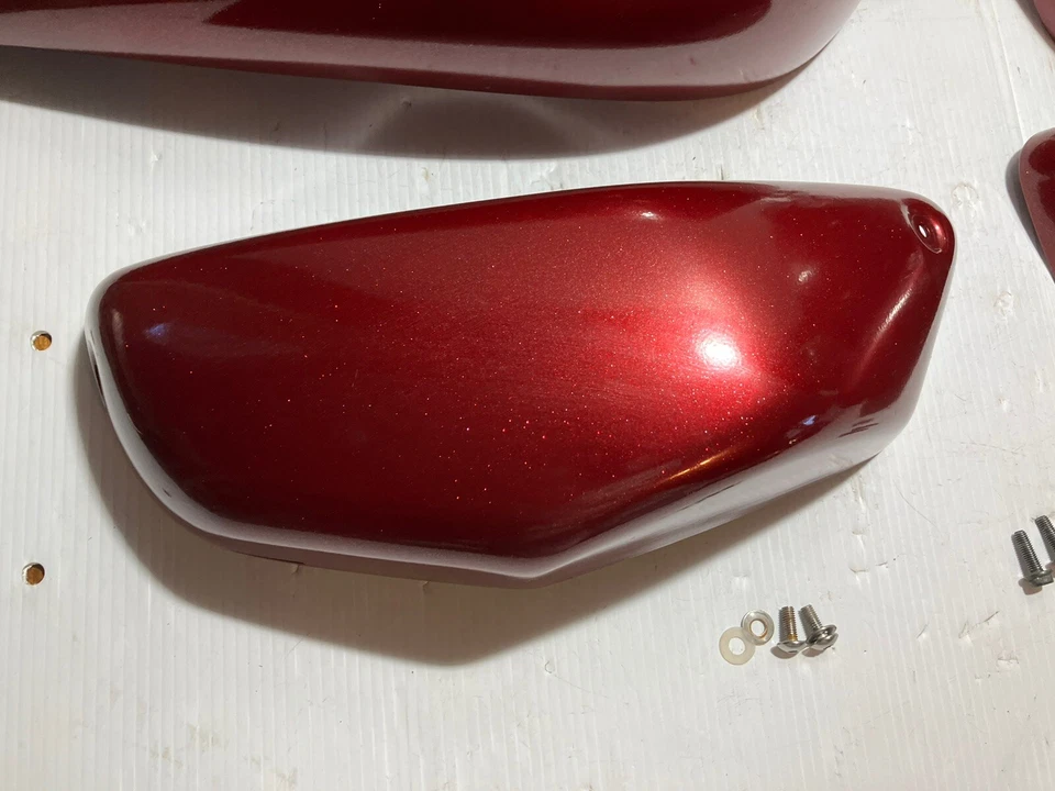 2005 Suzuki Boulevard Vl 1500 (C90) conjunto de tampa lateral/tampa de tanque (OEM) - Imagem 2 de 4