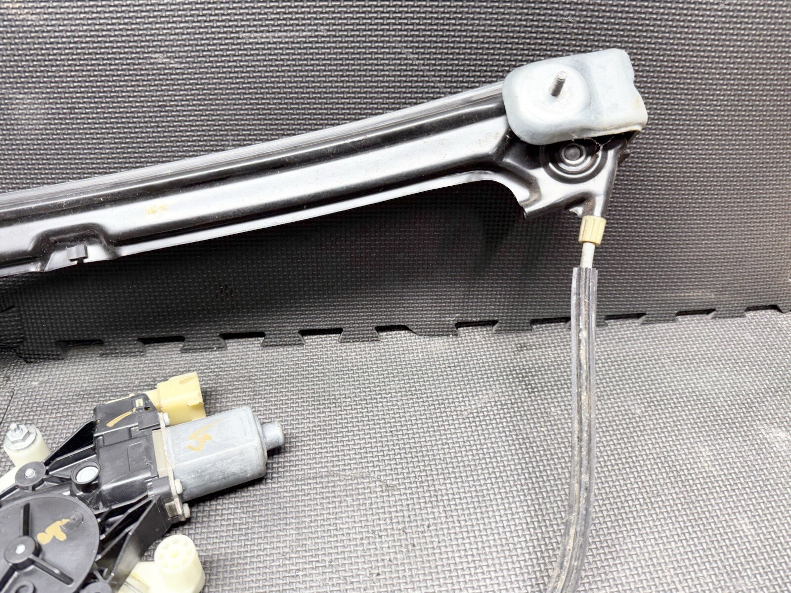 ⭐️2014-2022 Maserati Quattroporte Ghibli FRONT LEFT Window Regulator Motor OEM