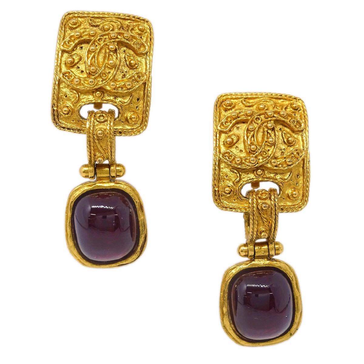 Chanel Gripoix Round Earring Gold #301289C60B Chanel Gripoix Dangle Earrings Clip-On Gold 94A 144560 | eBay main image 2