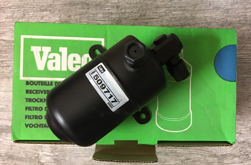 Bouteille déshydratante Valeo pour rafraîchir l'habitacle de votre Mercedes SLK R170