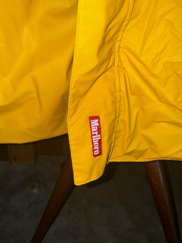 NWT Vintage Marlboro Reversible Rain Trench Coat Duster Jacket Yellow Sz Medium - Picture 2 of 7