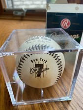 VINTAGE MICKEY MANTLE DAY RARE BLACK STITCH LIMITED RUN BASEBALL GAME YANKEES