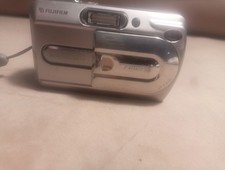 Fujifilm FinePix A340 4.0MP Compact Digital Camera Silver Tested