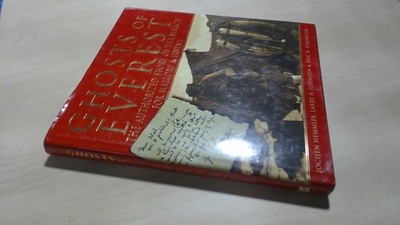 			Ghosts of Everest: The Story of the Search for Mallory and Irvine		