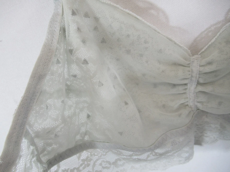 Sujetador Bralette Victoria's Secret ROSA Estrás Sin Forro Encaje Mujer Gris Medio Foto 4 de 4