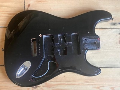 Sunn Mustang Fender Strat Stratocaster Gitarrenkörper massiv volle Dicke ''Indien''