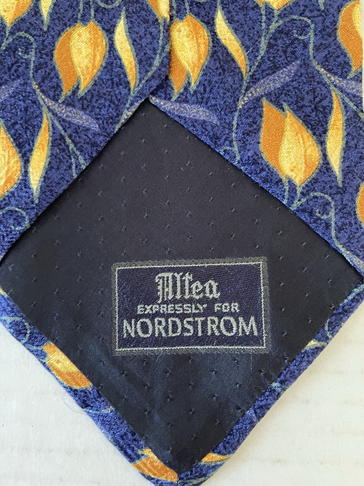 Altea Nordstrom Men's Necktie Tie Silk Woven Blue Gold Leaves Vines Made Italy
