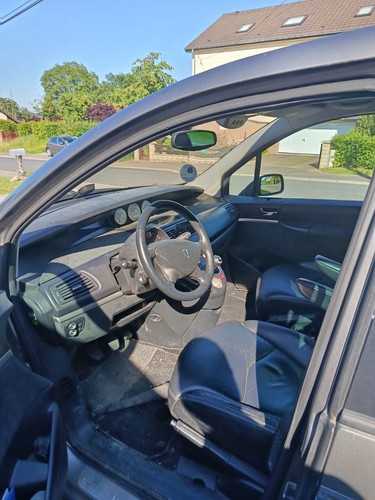 Peugeot 807 2.0 HDi 7 Places