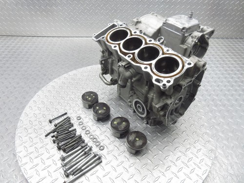 2005 03-05 Yamaha YZFR6 R6 Crankcase Crank Case Engine Motor Block Piston Lot - 第 1/24 張圖片