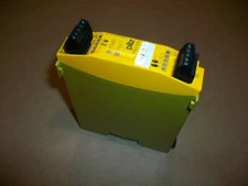 PILZ PNOZ mo1p SAFETY RELAY EXPANSION MODULE 