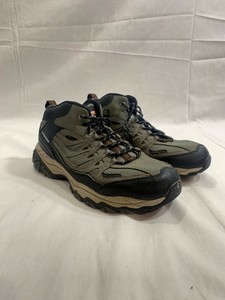 skechers boots mens green