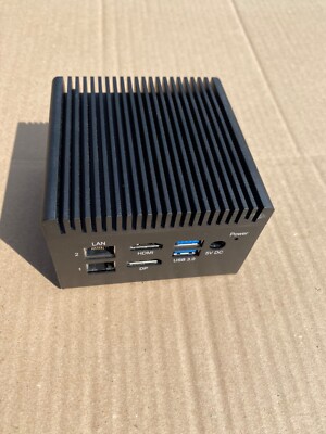 Tiny Gateway System mit UP Squared UPS-NANOIOTV2-A10-1216