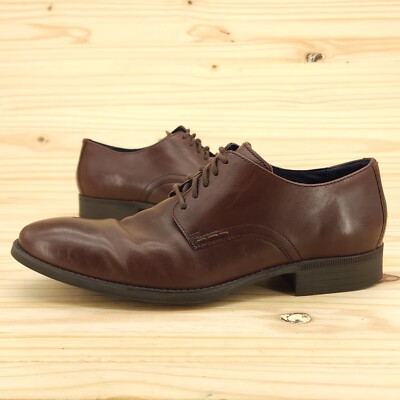 Cole Haan Men display picture 3