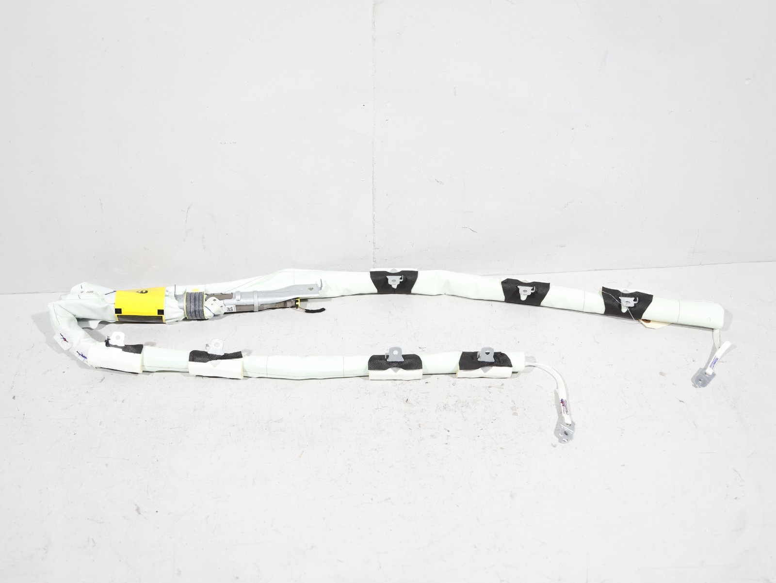 17- 23 MASERATI LEVANTE RH PASSENGER SIDE ROOF CURTAIN HEAD AIRBAG AIR BAG OEM