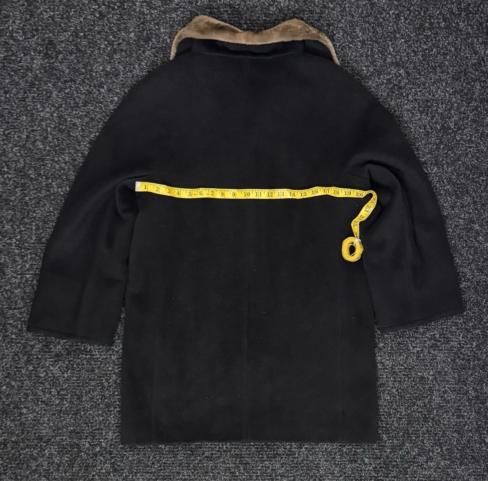 Max Mara Fur Collar Women Button Up Virgin Wool Coat Size 8