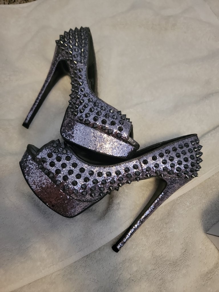Steve Madden Studded Glitter Platform High Heels