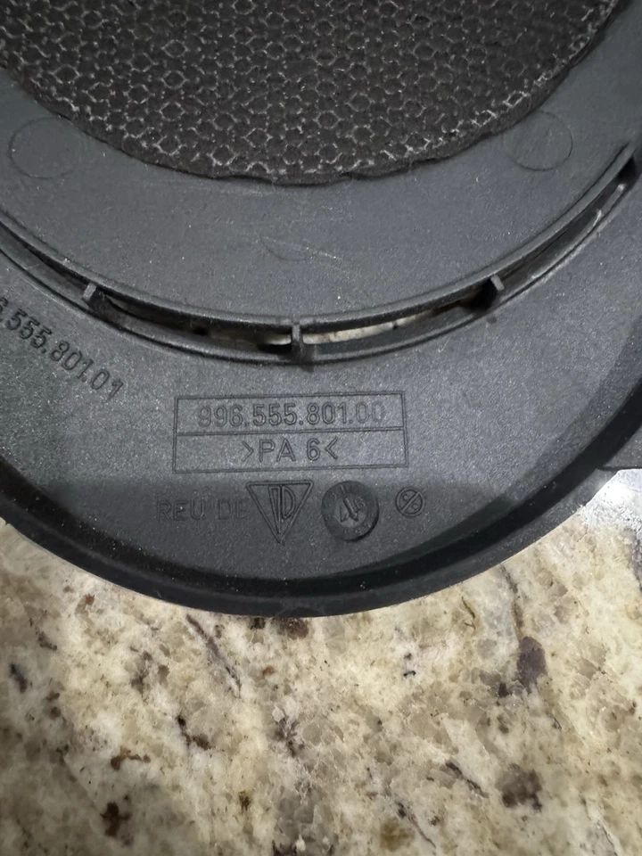 1997-2004 Porsche 911 Boxster painel de porta grade de alto-falante OEM usado PRETO - Imagem 4 de 4