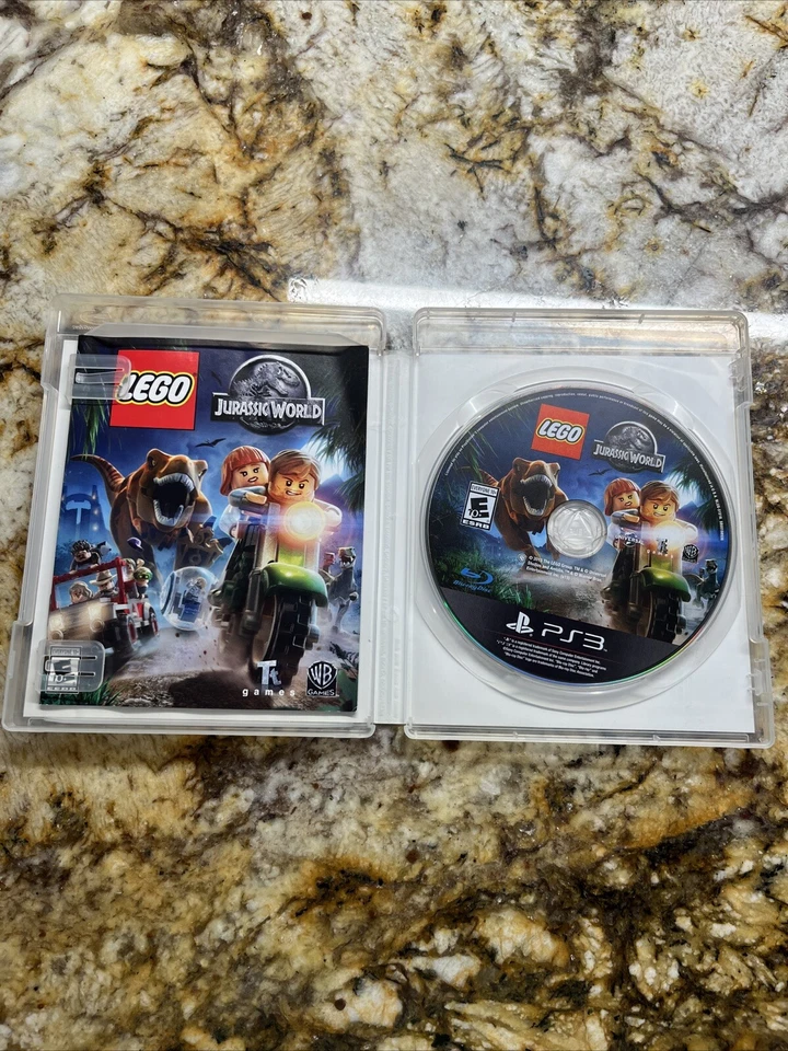 Lego PS3 Jurassic World con estuche y manual Foto 3 de 4
