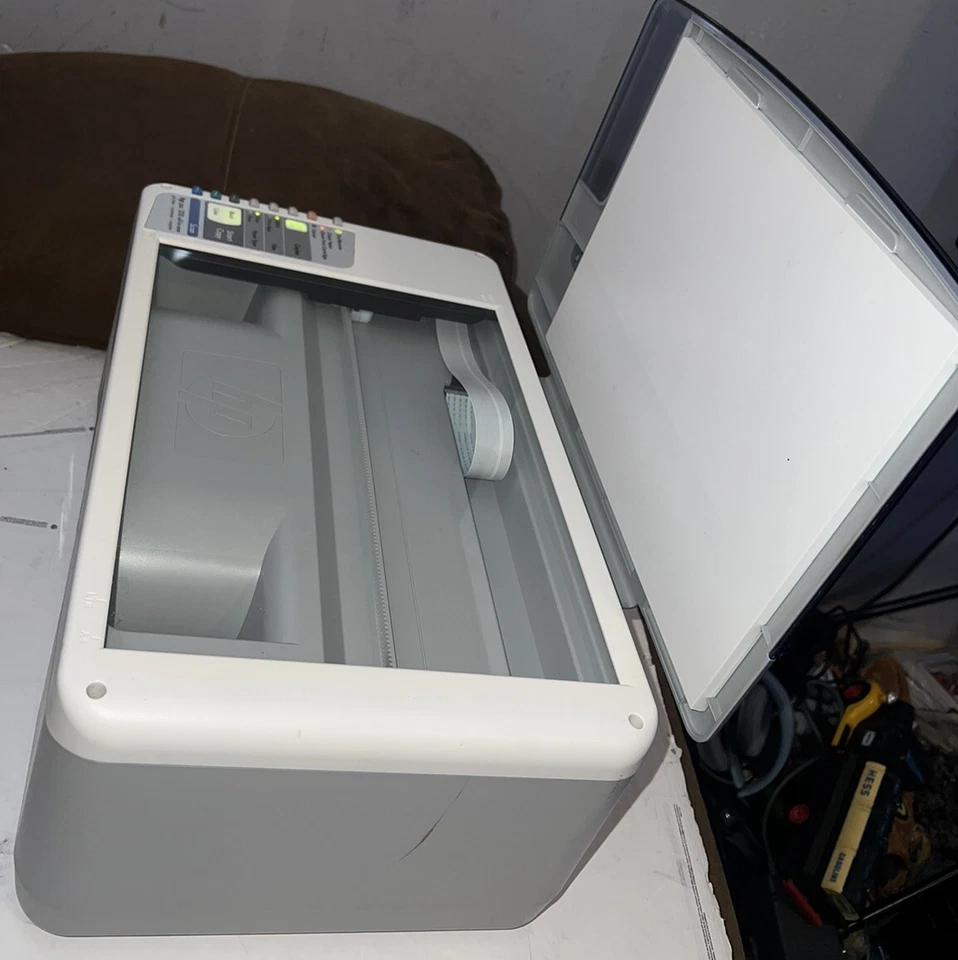 PARTS OR REPAIR HP PSC 1210 All-In-One Inkjet Printer Scanner Copier - Image 2 of 4