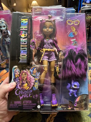 Gen 3 Monster High Clawdeen Wolf Doll with Pet Crescent New in Box 2022