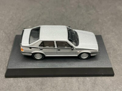 Kyosho 1/64 Alfa Romeo collection2 75 T.Spark silver diecast model