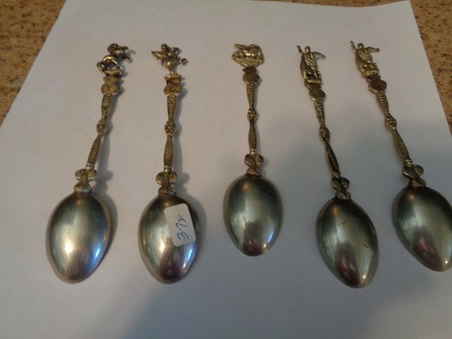 Vtg Roman or Greek Demitasse Spoon Gold Colored Handles EUC - Picture 2 of 5