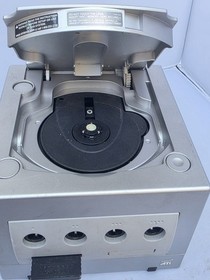 Nintendo GameCube Silver Console with 2 Controllers, Cables And Game. Tested. 