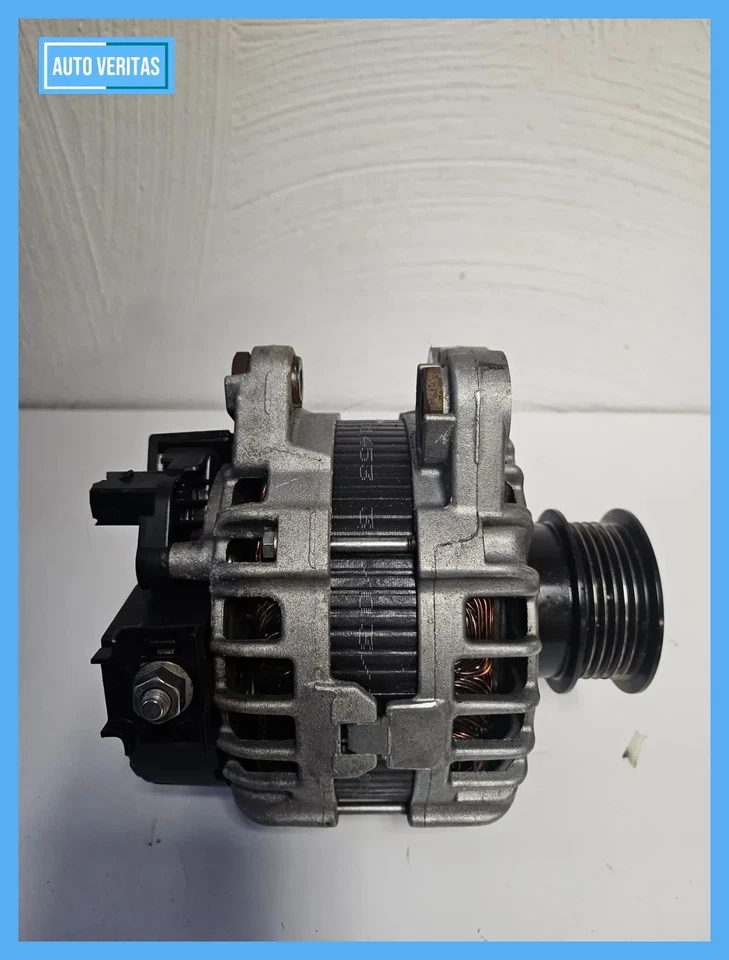 ORIGINAL Volvo V60 II 2018- 2.0D D4 30659580 Generator alternator 36002812 - Image 4 of 4