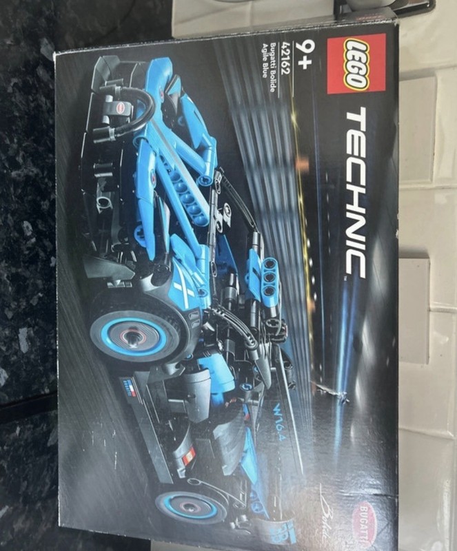 LEGO TECHNIC: Bugatti Bolide Agile Blue (42162)