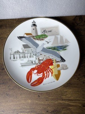 Vintage Maine Lobster Souvenir State Plate Landmarks Collector