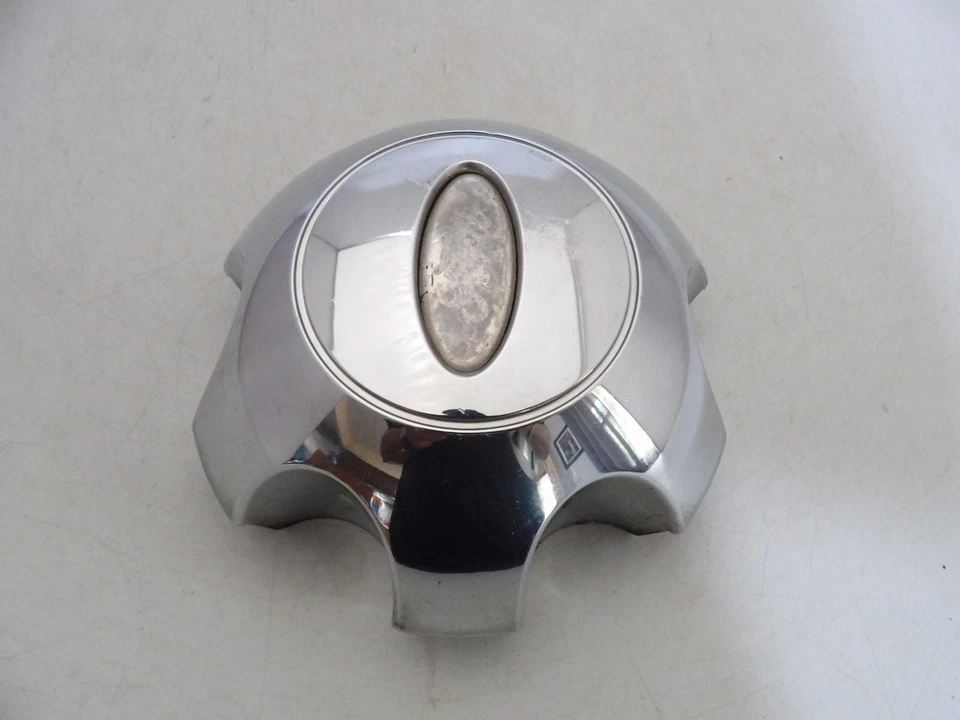 Ford F-150 2009 2010 2011 2012 2013 2014 2015-2017 tapa central cromada de 6 orejetas OEM Foto 3 de 4