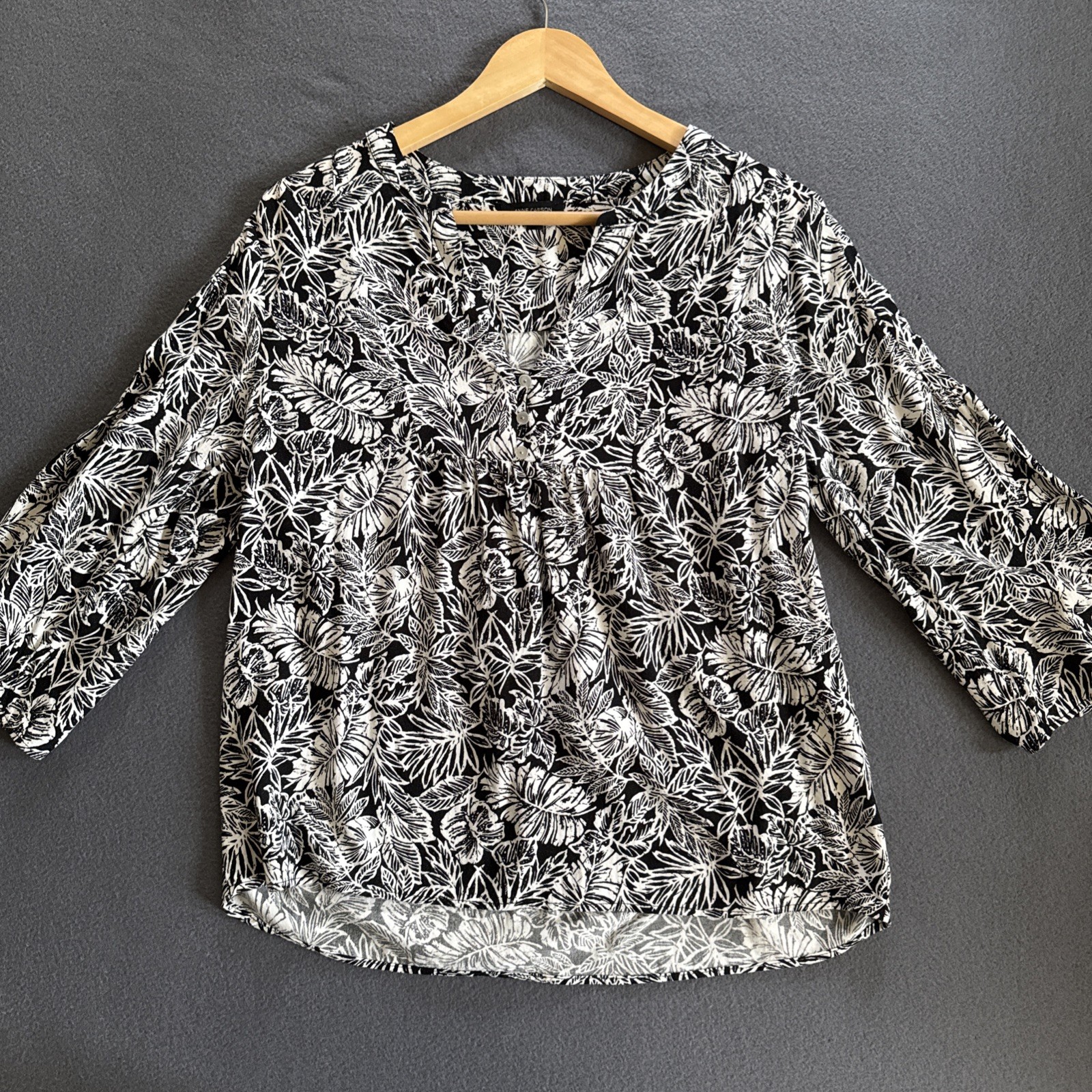 Ann Carson Black & White Patterned Leaf Blouse Sh… - image 2