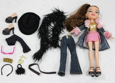 Bratz Funk N Glow Dana Doll Fall Limited Edition 2001 w/ Accessories -Retired