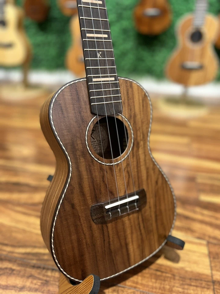 Kamehameha Ukulele KC-18 Concert Acacia Hawaii Great tone - Image 3 of 4