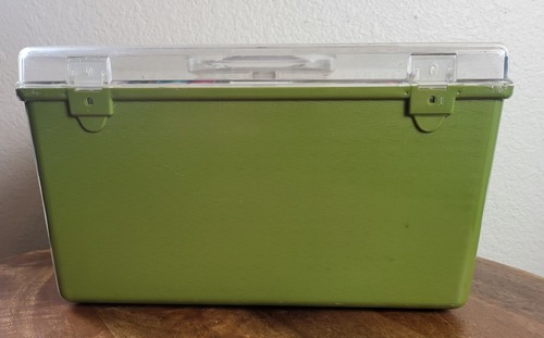 Vintage Wilson Wil-Hold Large Sewing Caddy Box Green w/ scissors, threads, misc. - Picture 3 of 8