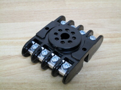 Amphenol 146 Relay Socket (Pack of 3)