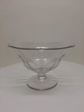 Clear Glass Compote Vase Pedestal Bowl/Candy Dish Floral Design Etched D29