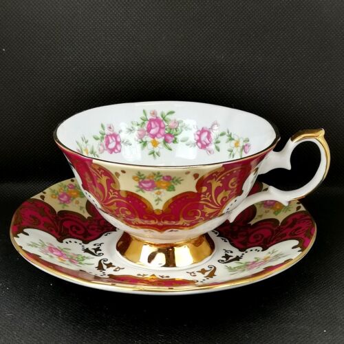 Vintage Elizabethan Staffordshire BALMORAL Fine Bone China Cup & Saucer  Gilded - Zdjęcie 1 z 18