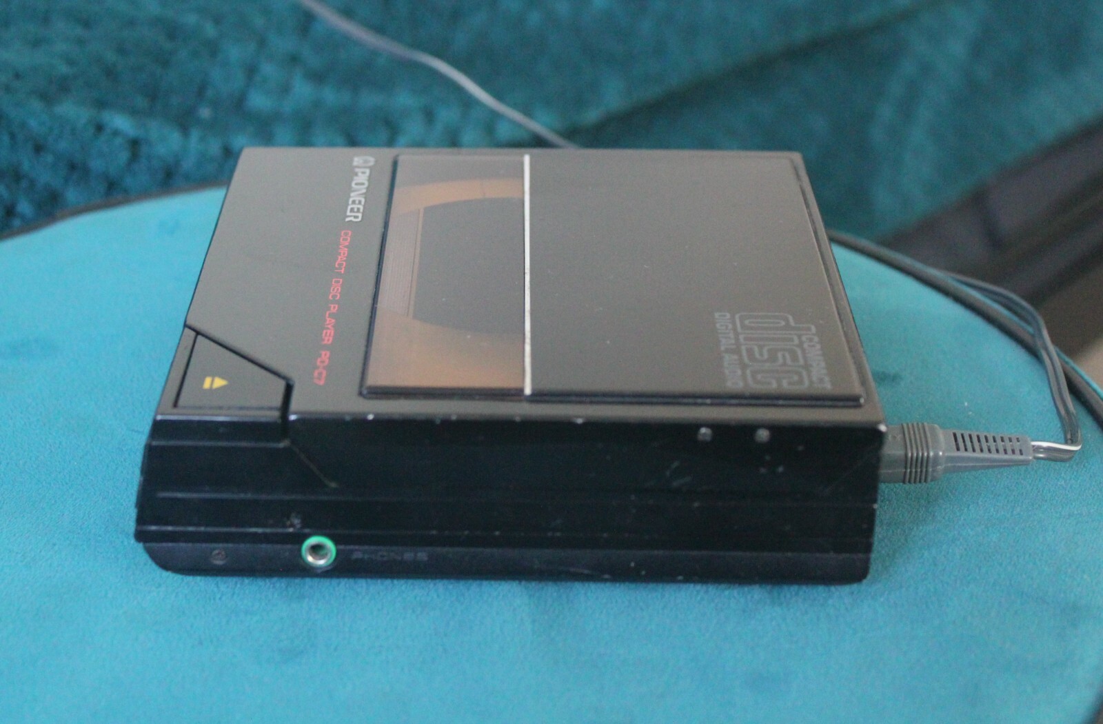 Very rare set of two Vintage Portable CD Player Pioneer PDC7, Year