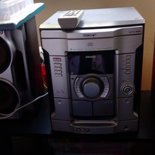 Sony MHC-GN45 Mini Hi-Fi System 3-Disc CD Changer, Silver, RCA, Headphone
