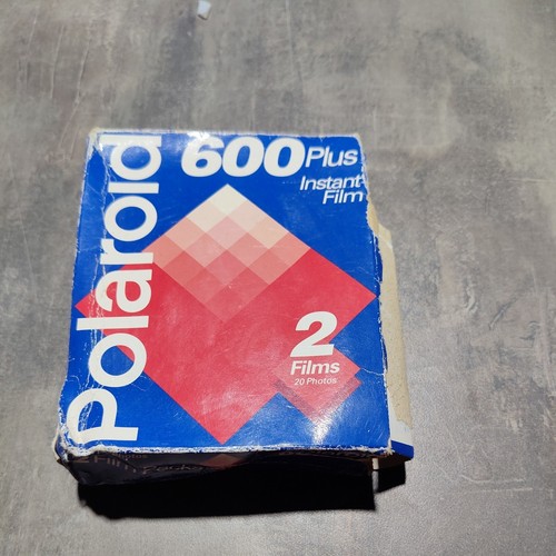 Polaroid 600 Plus ungeöffnet Sofortbildfilm 2 Filme NUR SAMMLERSTÜCK