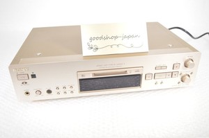 SONY MDS-JB940 MiniDisc Deck MDLP Recorder 100V Working Excellent