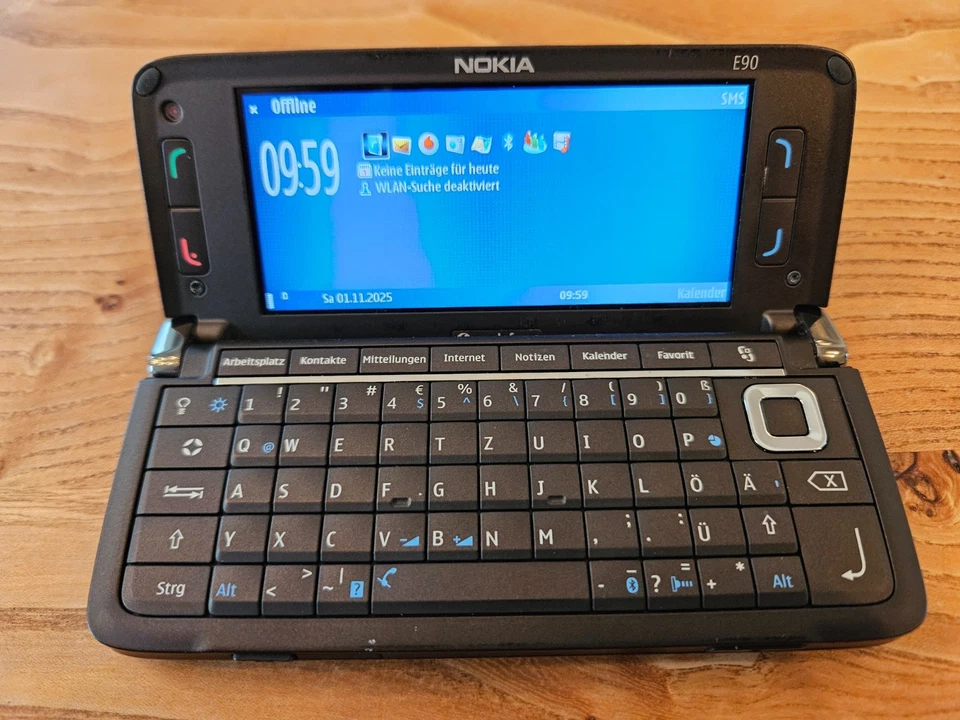 Nokia Communicator E90 - schwarz Smartphone - Bild 2 von 4