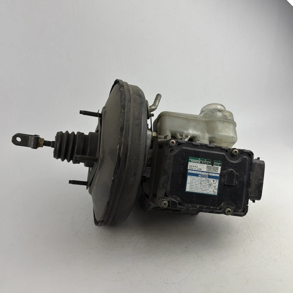 Bomba de freno antibloqueo bomba de freno Toyota Corolla 1998-2000 Foto 3 de 4