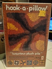 New Vintage 1970s Malina Hook-a-Pillow Latch Hook Kit - Retro Sunset Design Shag