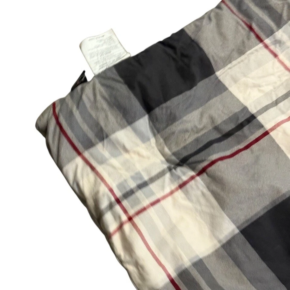 Cuddl Duds Reversible Plaid Full / Queen Bed Comforter Cozy Black Red 90 x 95 - Image 2 of 4