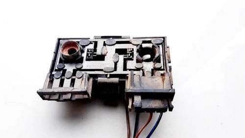 333945259 Lampenträger Rücklicht Rückleuchte innen Heckklappe  DE803464-04