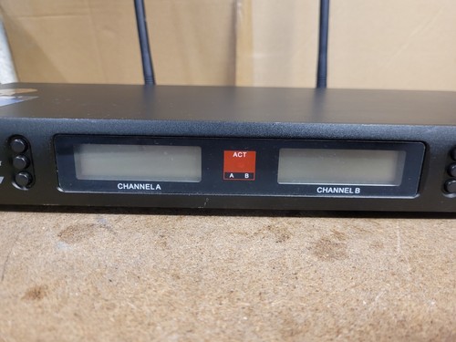 Sistema de micrófono inalámbrico Shure UGX8 UHF IR DEFECTUOSO - Imagen 3 de 7