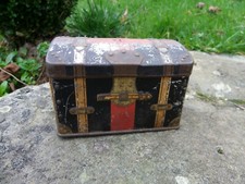 RARE BOÎTE ANCIENNE EN MÉTAL